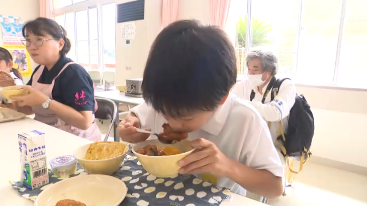 【光市】新市誕生20周年でお祝い給食 ”はもカツカレーライス”